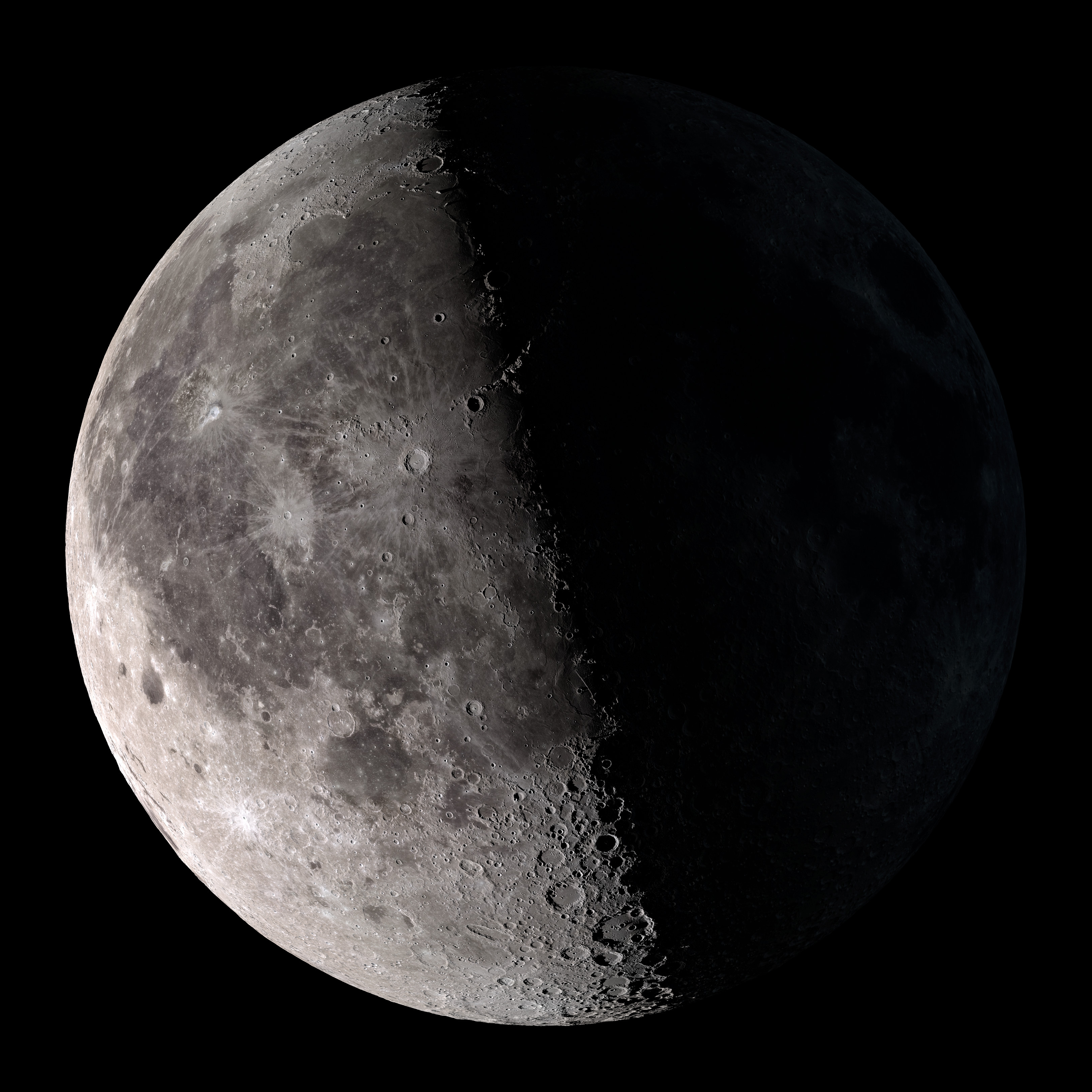 18 день луна. Бальзамическая фаза Луны. Бальзамическая Луна 2022. Убывающая Луна. Луна вблизи.