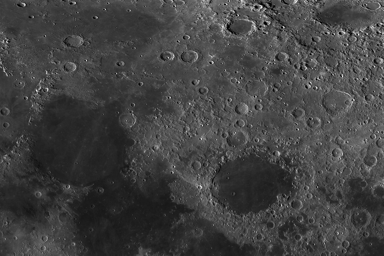 3 сторона луны. Обратная сторона Луны Планета. Moon Map. Северное полушарие обратной стороны Луны. Луна Планета Северный Южный полюс.