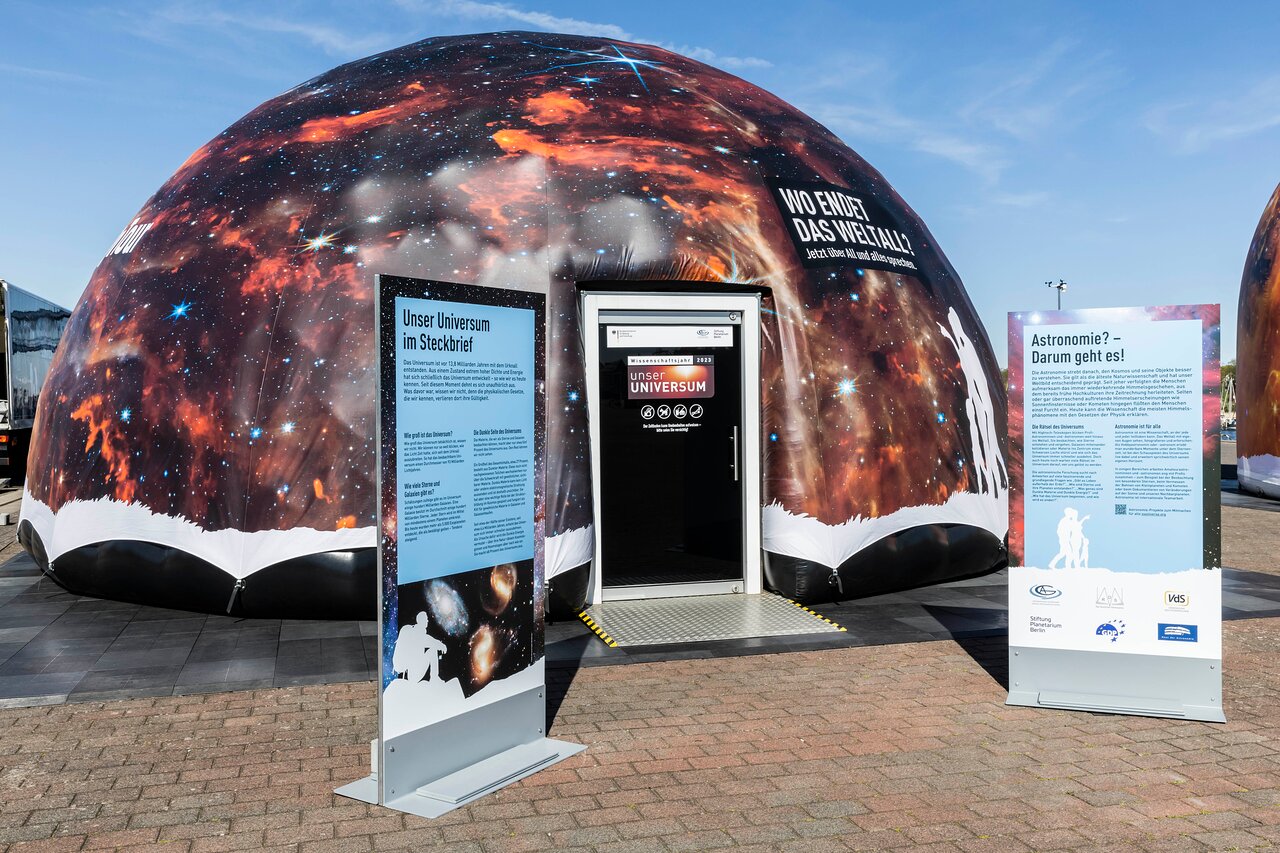 Mobiles Planetarium kommt nach München | ESO Supernova