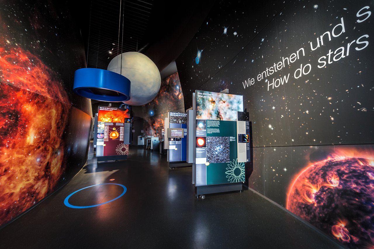 Eröffnungskampagne für das ESO Supernova Planetarium & Besucherzentrum