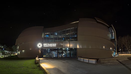 ESO Supernova opening — a new supernova over Munich