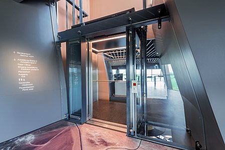 Supernova's great glass elevator