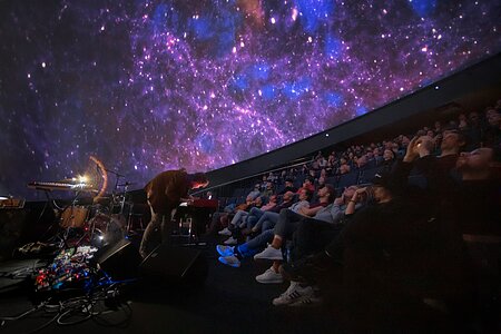 Delusional Circuits and Polygonia live at ESO Supernova